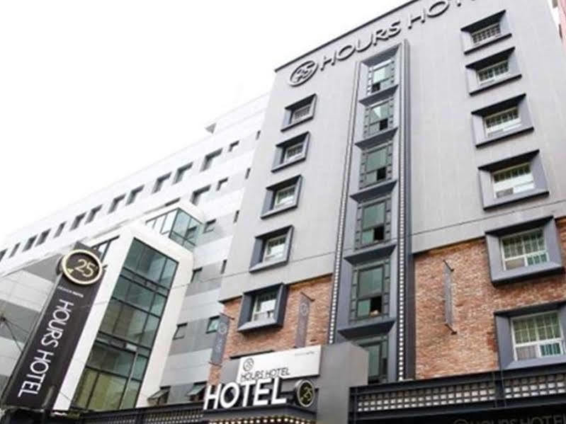 25 Hours Hotel 2 Busan Esterno foto
